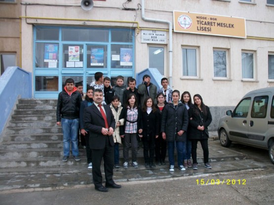 Altunhisar İstiklal İlköğretim Okulu, öğrencilerine Bor’daki ortaöğretim kurumlarını tanıtıcı gezi düzenledi.