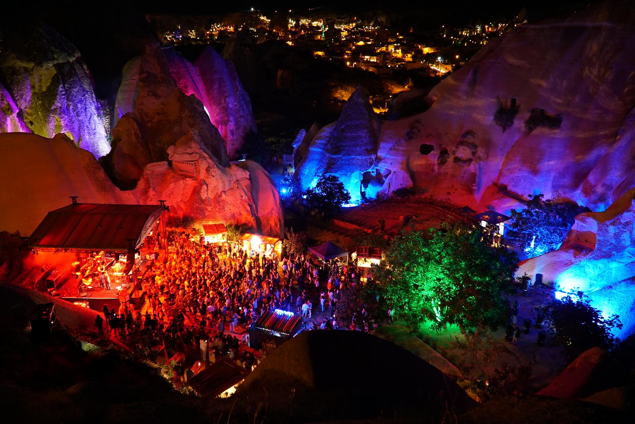 Peri Bacalarinin Essiz Atmosferi Esliginde Kapadokya Festivalleri
