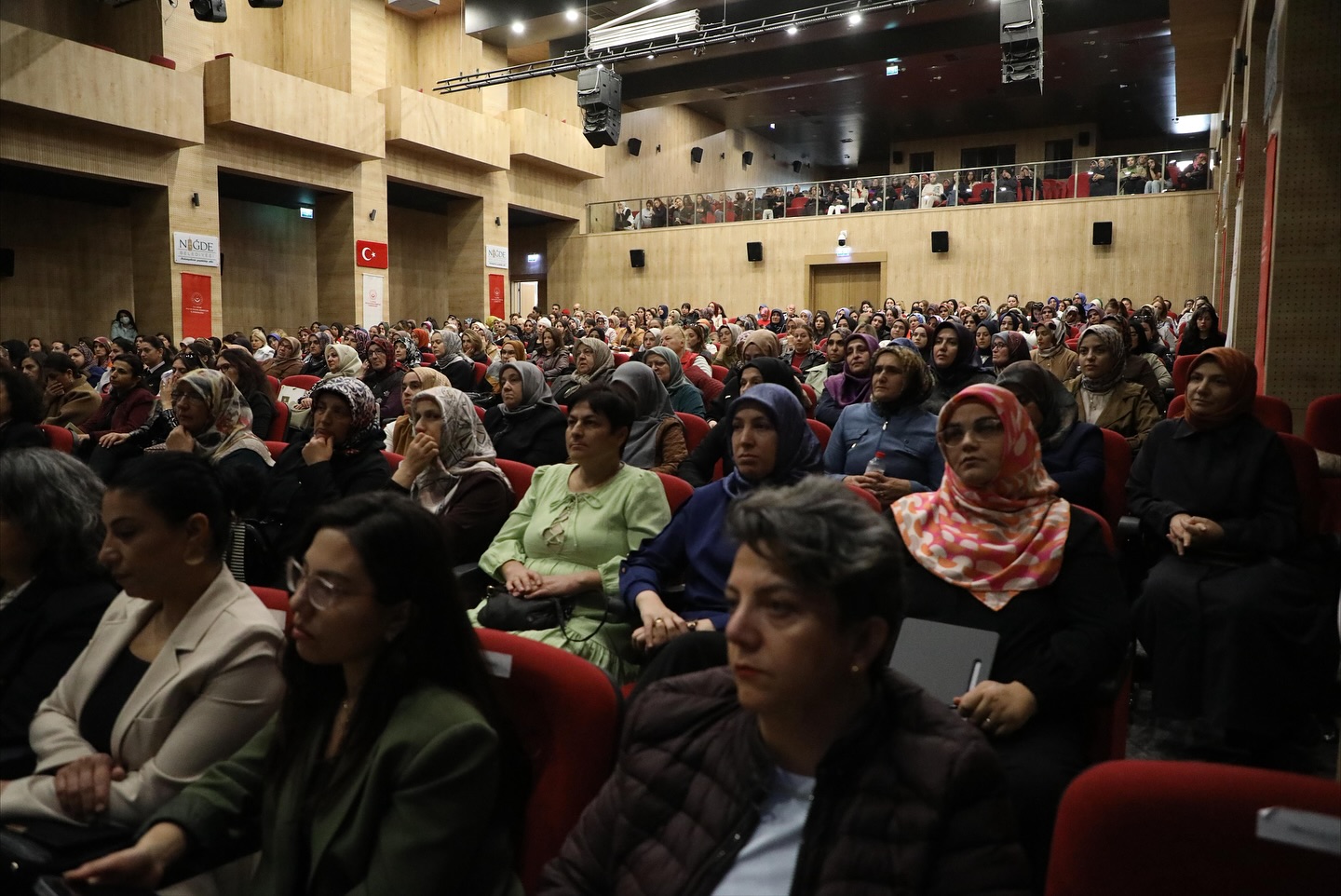 571898917 18068847809580727 4111436863043559873 N