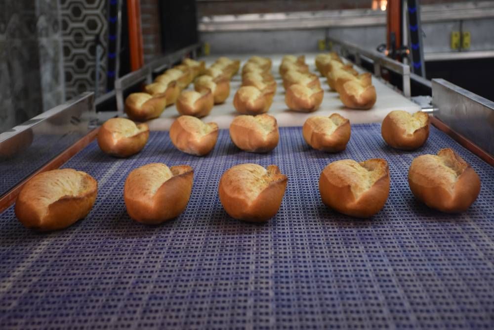 Niğde’de ekmek fiyatlarına zam yapıldı.
