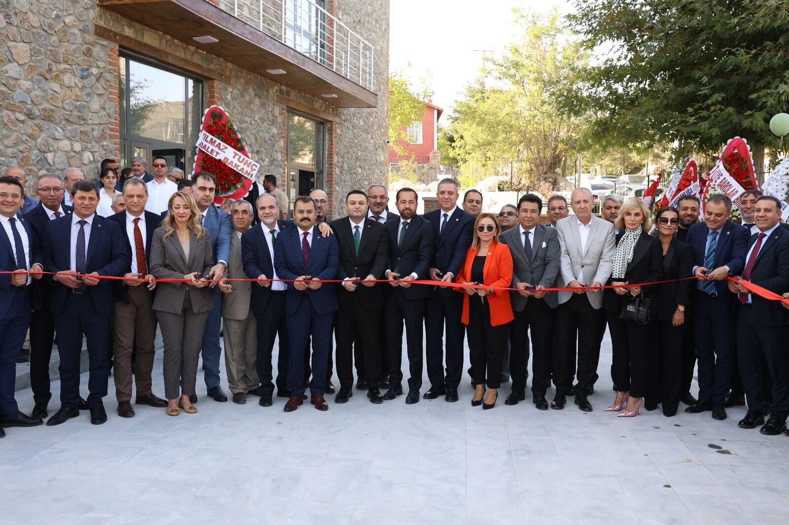 Niğde Barosu Hizmet Binası ve Sosyal Tesisi Açıldı
