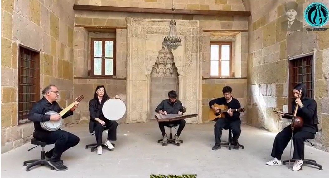 Atatürk'ün Sevdiği Türküler - 3 & Niğde Güzel Sanatlar Lisesi Öğretmen ve Öğrencilerinden