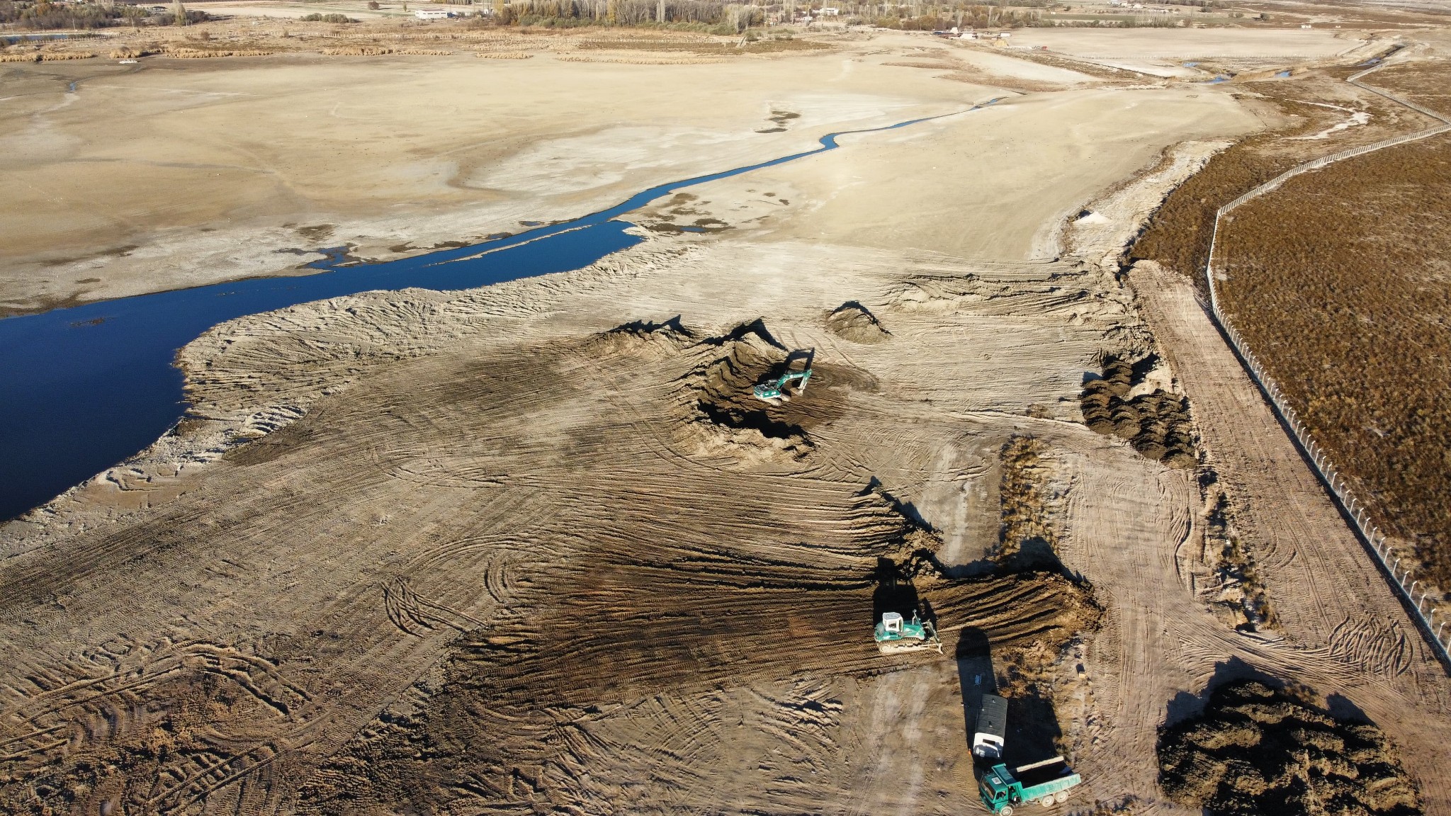 590318916 1274352831391430 4460365115784361476 N