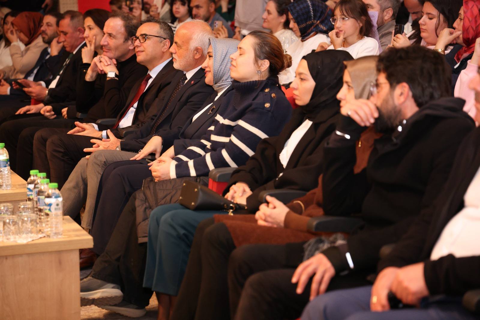 600342677 875340585191657 946635840476064425 N