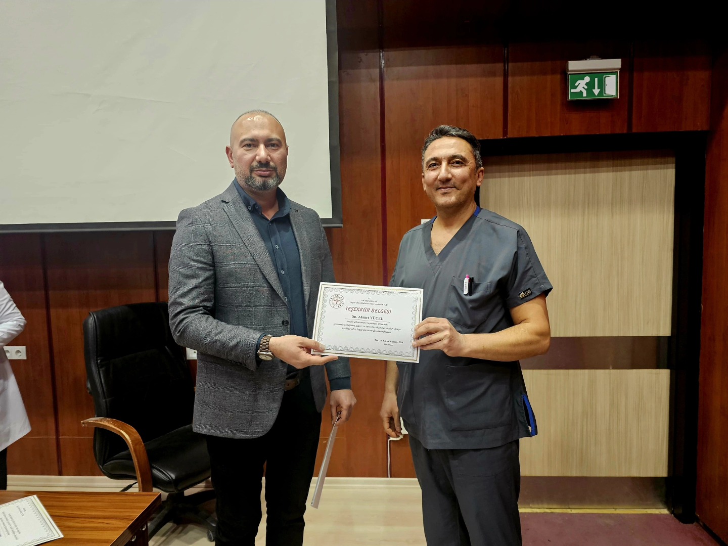 601467189 1458300059528342 1976175520320469215 N