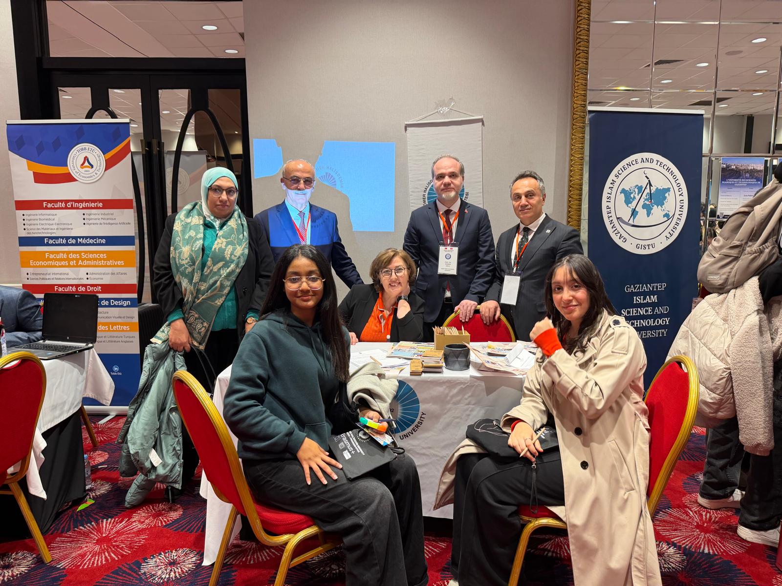 92127396 06D6 4C0D 8D4C 89D1339C97Bc