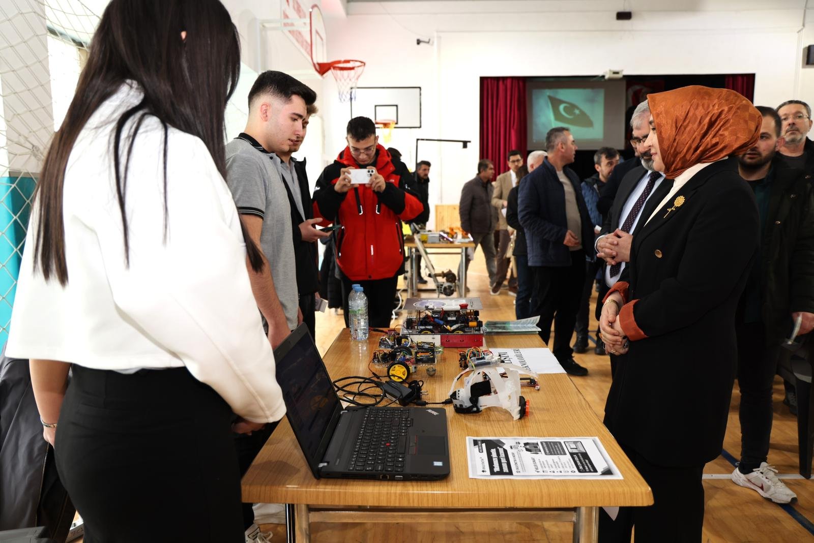 Niğde’de Meslek Liseleri Tanıtım Toplantıları Sürüyor