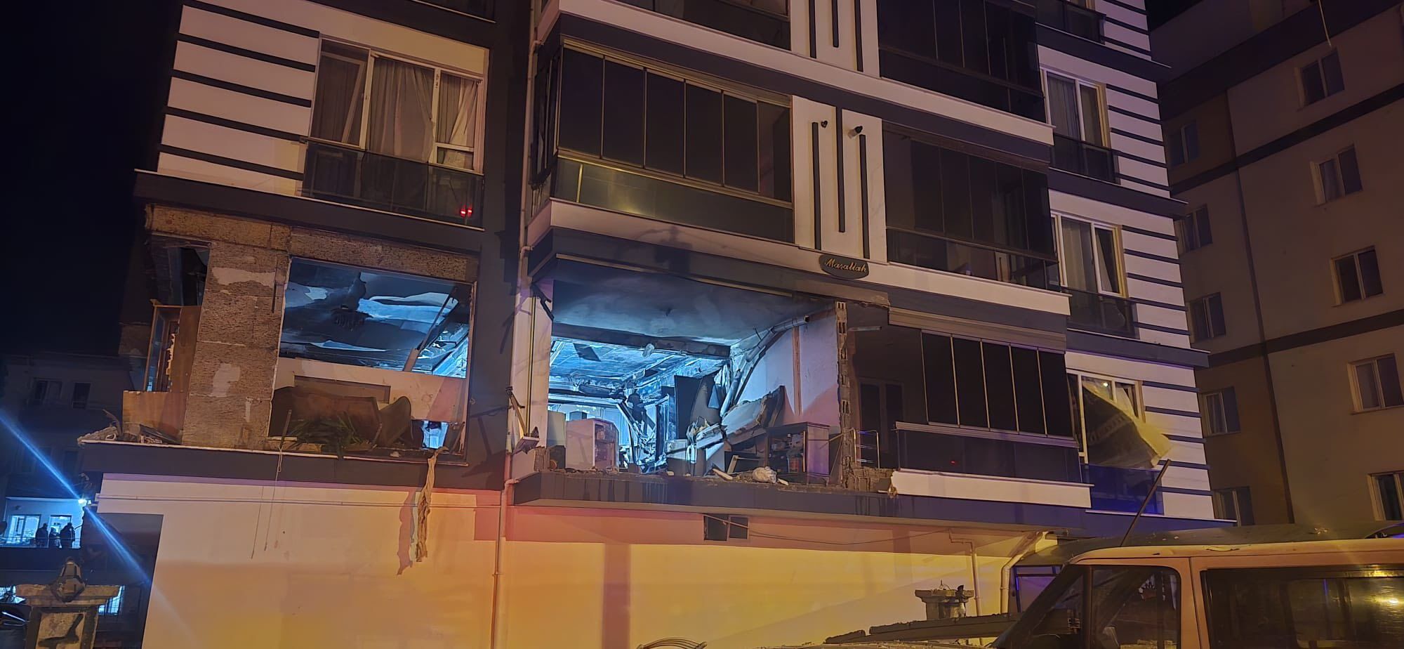 648922885 1522419896172208 1770565595793877820 N