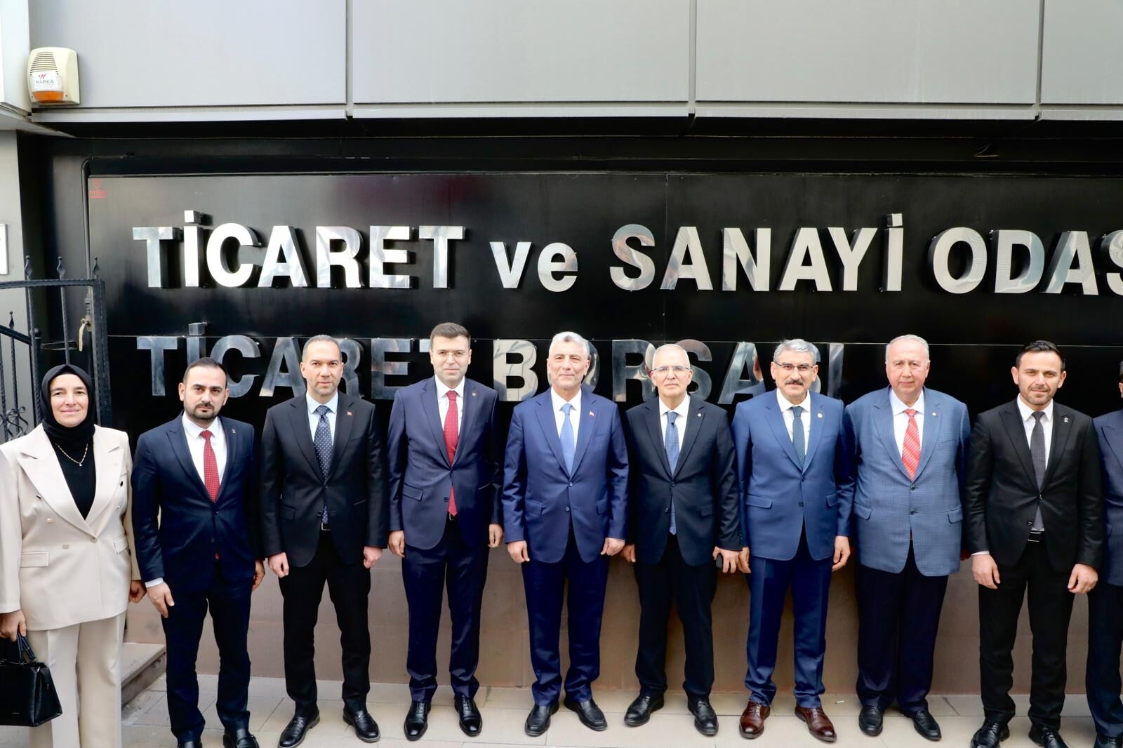 H D O X N9 Mb Q A A E B H S