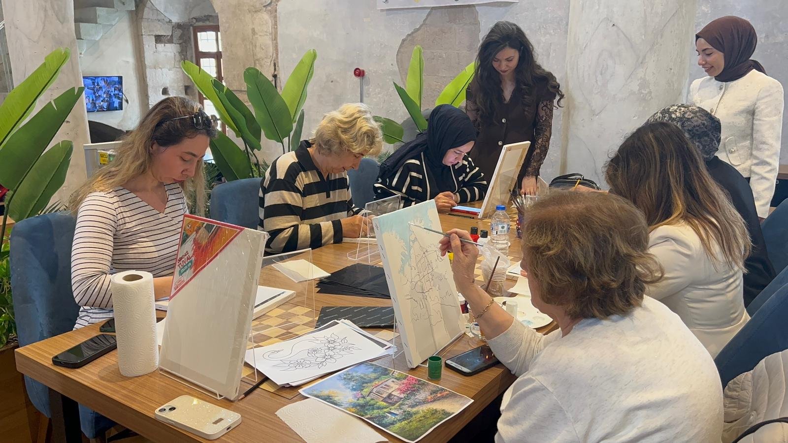 Niğde’de Kütüphane Haftası’nda Yetişkinlere Özel Sanat Atölyesi