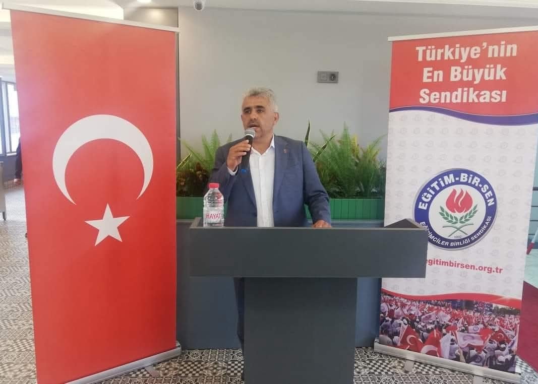 Memur-Sen Niğde İl Temsilcisi Hasan Orhan: “Hakem’in Zammı Eridi, Seyyanen Artış Şart”