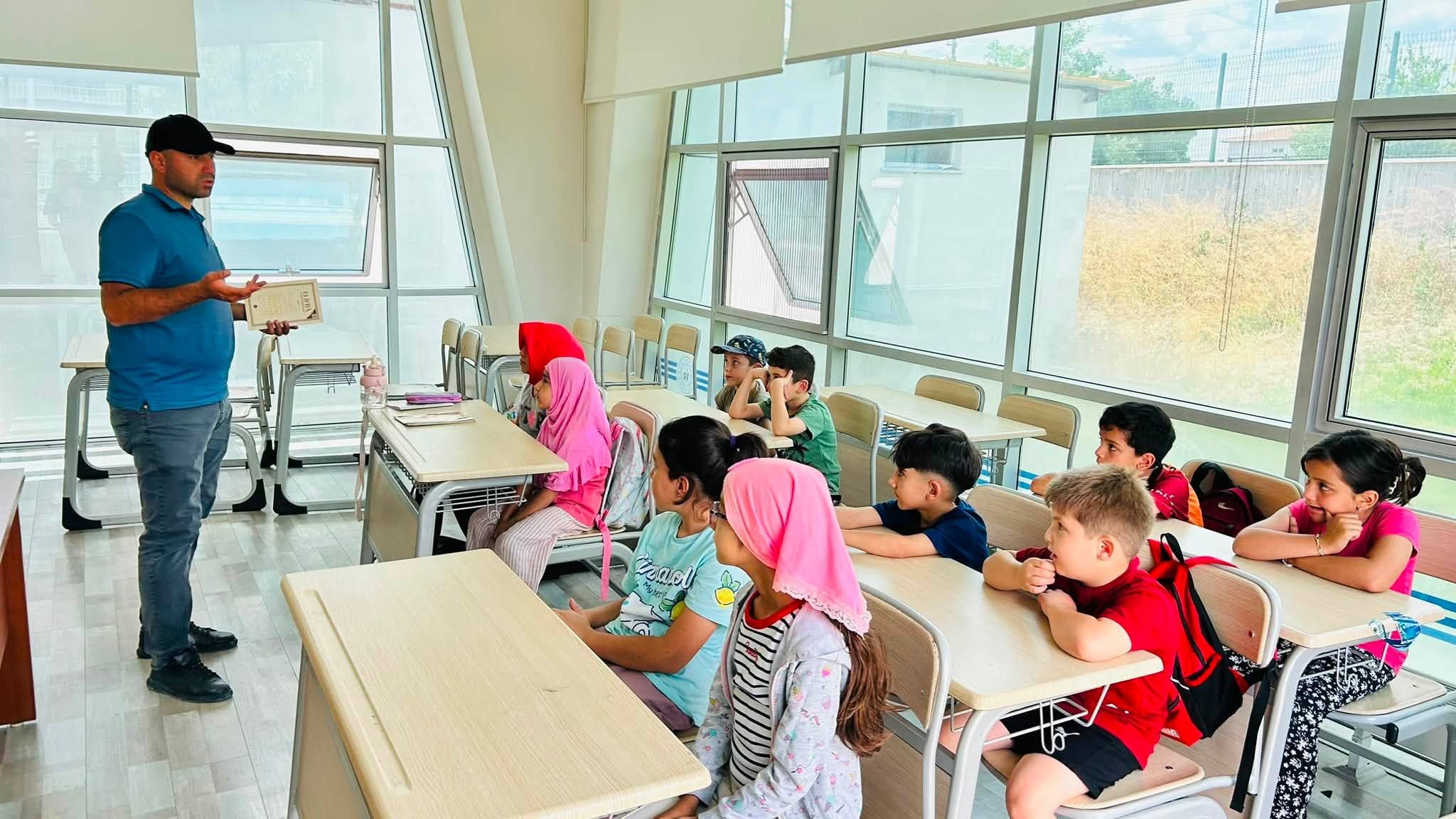 Bor Şehit Ömer Halisdemir Gençlik Merkezi'nde Dini Eğitim Başladı