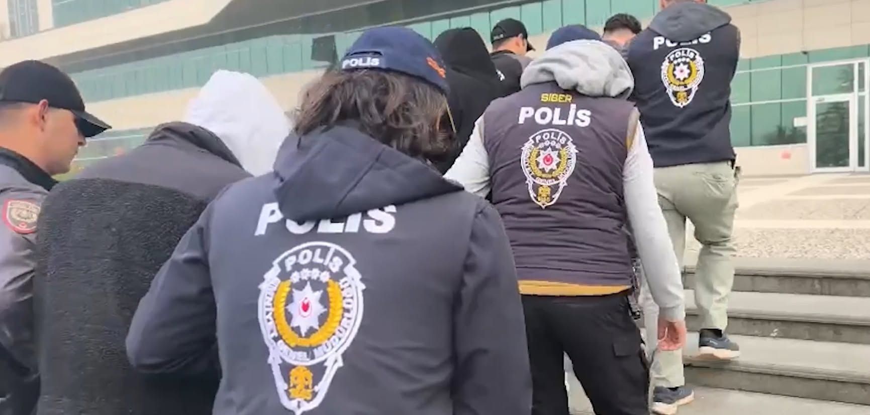 Niğde’nin de aralarında olduğu 35 ilde siber suç operasyonu