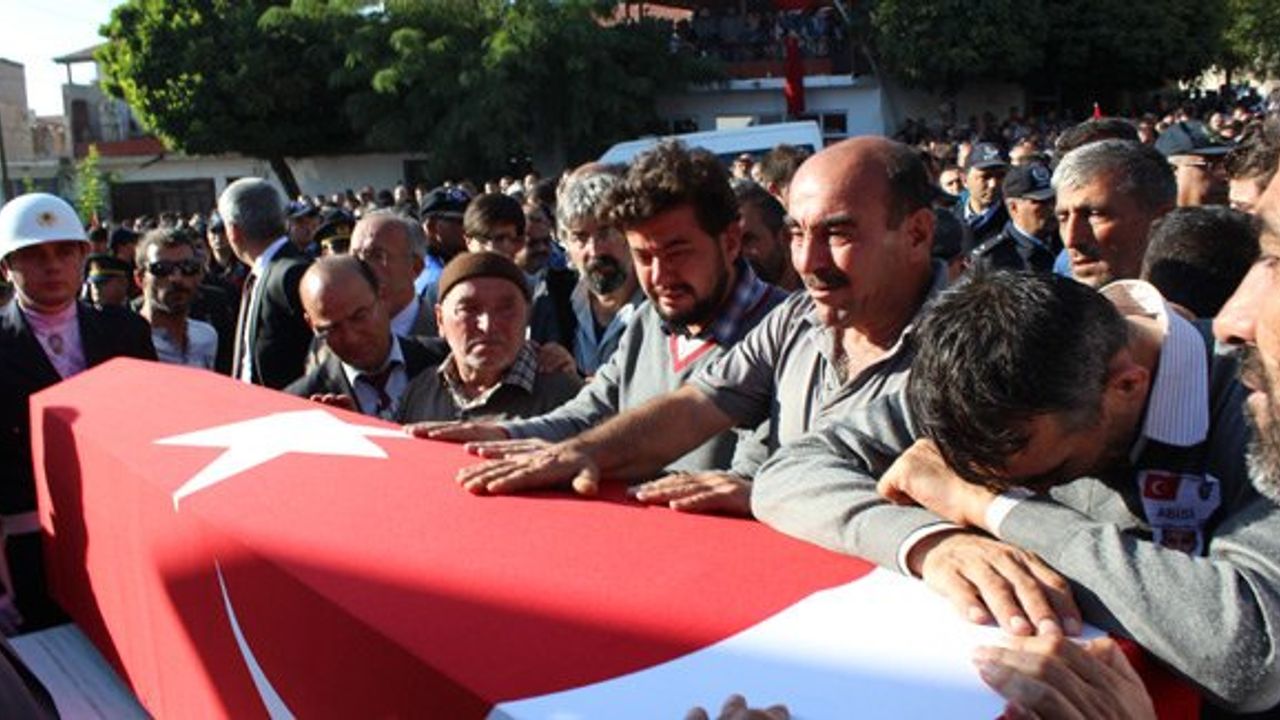 Şehit Polis Yusuf Diri'yi Binlerce Kişi Uğurladı