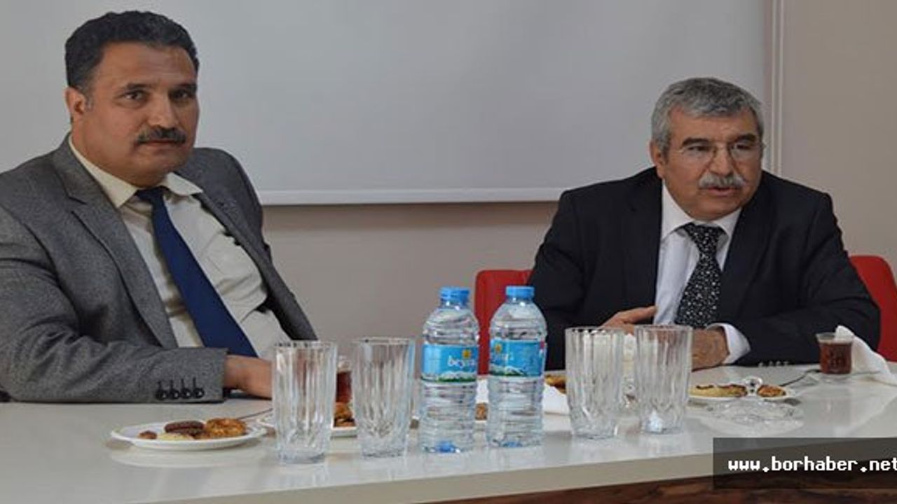 Turan'dan Eczacılar  Odası Başkanına Ziyaret