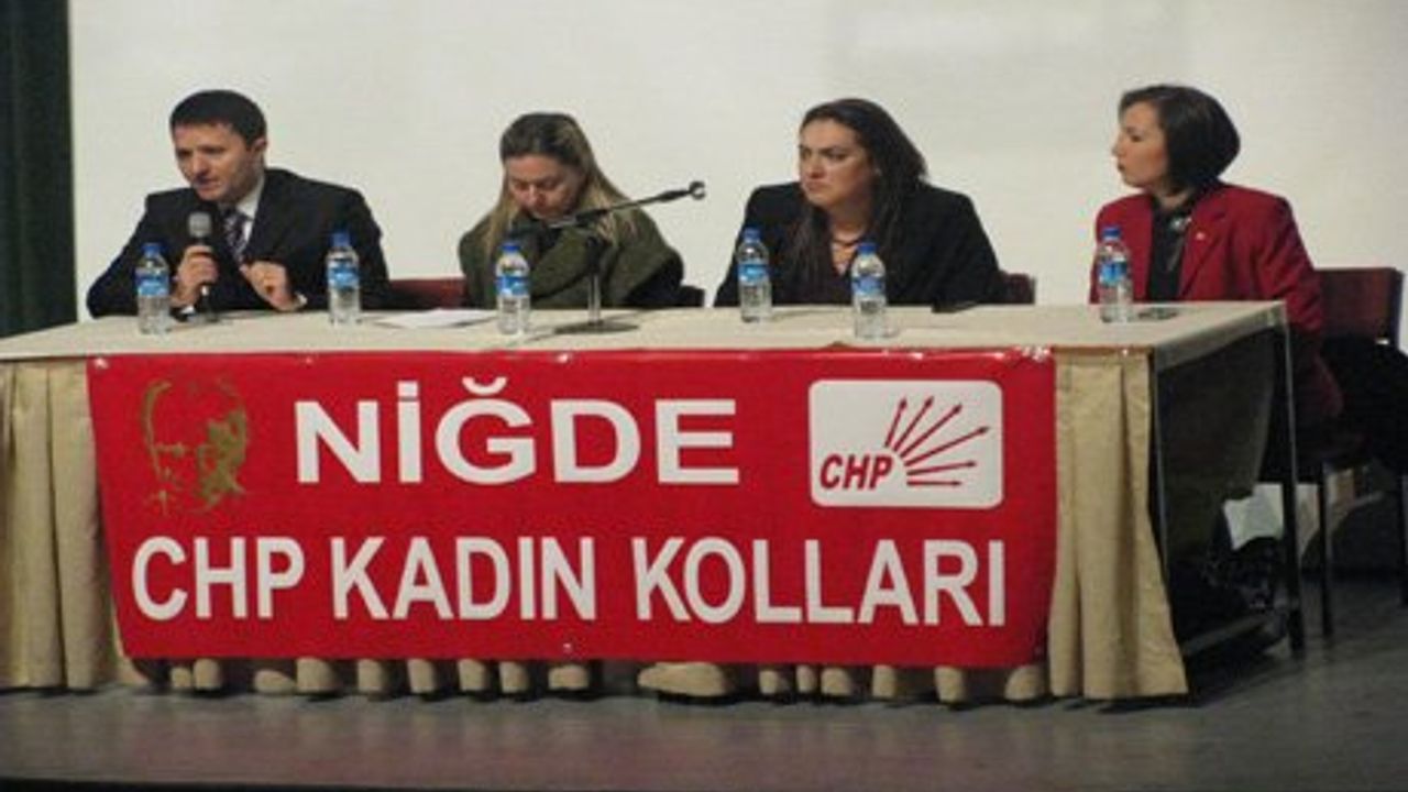 CHP Kadın Kollarından Sağlık Konferansı