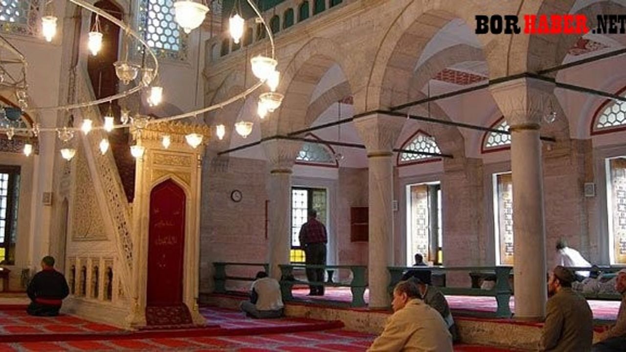 İslam Mimarisinde Üç Simge, “Minare, Mihrap, Minber”