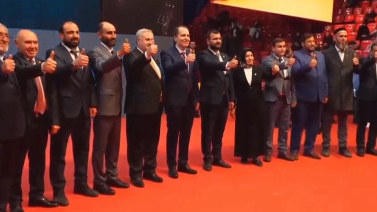 Yeniden Refah Partisi Niğde İlçe Beldeleri Başkan Adayları Tanıtımı Yapıldı