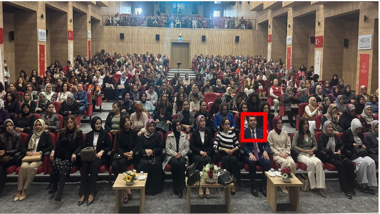 Koruyucu Aile Programı Düzenlendi…  Salonda Tek Erkek Vardı