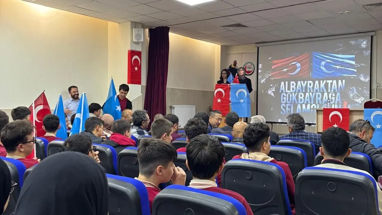 Niğde’de “Gönül Coğrafyamız Doğu Türkistan” etkinliği düzenlendi