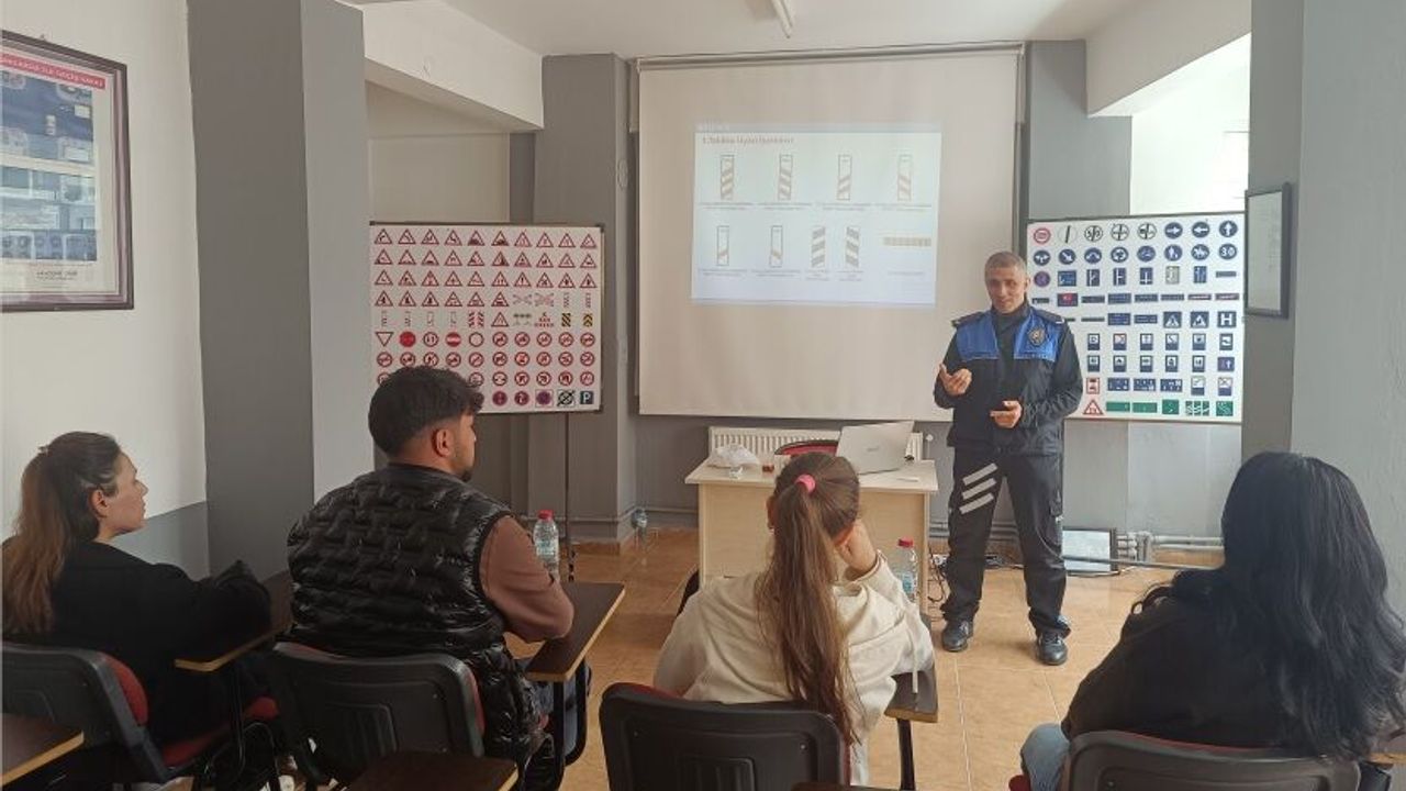 Niğde’de 602 Öğrenciye Trafik Eğitimi Verildi