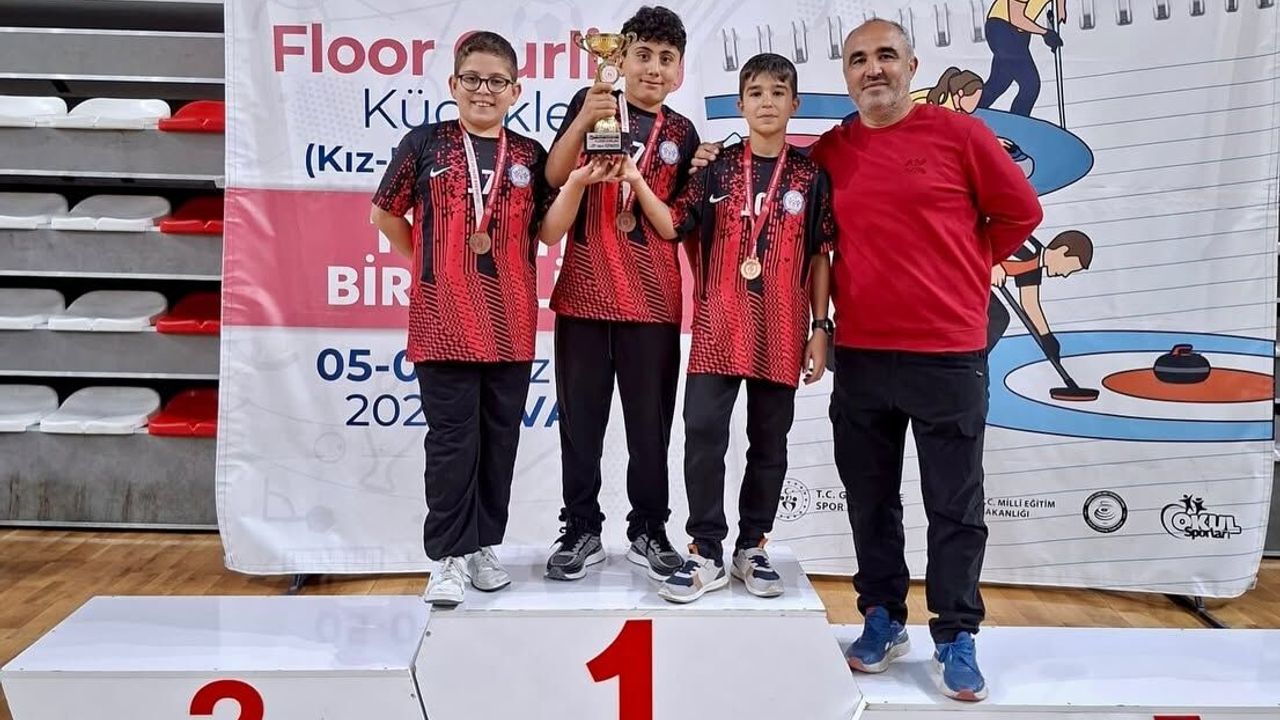Türkiye Üçüncülüğü Niğde’ye Gurur Yaşattı