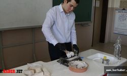 Bor Fen Lisesi öğrencisi talaştan tuğla üretti
