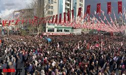 MHP Lideri Devlet Bahçeli'yi Niğde'de Binlerce Vatandaş Karşıladı