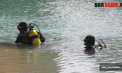 Serinlemek girdikleri gölette 2 genç boğuldu