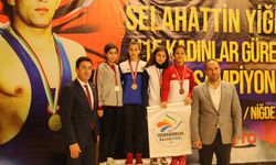 U-15 Kadınlar Güreş Türkiye Şampiyonası sona erdi