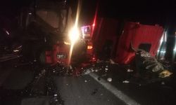 Niğde -Adana Otoyolunda tır kazası 1 ölü