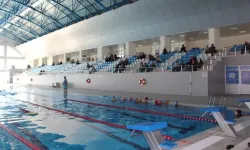Olimpik yüzme havuzu bakıma alındı