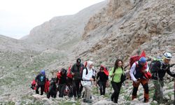 Türkiye'nin Gücü Gençliği tırmanışı düzenlendi
