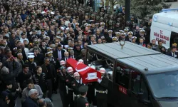 Şehidimiz Teğmen Öz'ü Binlerce Kişi Uğurladı