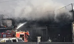 Niğde Ata Sanayi Sitesi’nde Feci Yangın İş Yeri Küle Döndü!