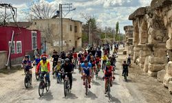 “2. Gümüşler Manastırı & Tyana Su Yolu Bisiklet Etkinliği” Coşkuyla Gerçekleştirildi