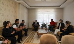 Vali Çelik ve Eşinden Ecem Gökkaya Ailesine Taziye Ziyareti