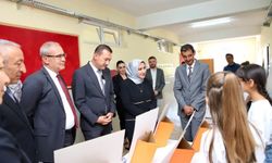 Bor’da Kâmil Alakuş Ortaokulu’nda TÜBİTAK 4006 Bilim Fuarı Açıldı