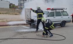 Niğde’de Seyir Halindeki Araç Alev Aldı
