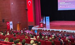 Türk Ocakları Genel Başkanı Prof. Dr. Mehmet Öz'den Niğde'de Konferans