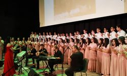 “Bir Nefes Şiir, Bir Ezgi Müzik” Dinletisi Büyük Beğeni Topladı
