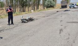 Tırın Çarptığı Motosiklet Sürücüsü Hayatını Kaybetti