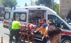Niğde’de Motosiklet Yayaya Çarptı: 1 Yaralı