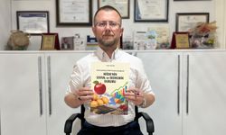 Sedat Çağlar yeni kitabında Niğde’nin sosyal ve ekonomik durumunu yazdı.