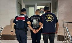 Niğde JASAT 24 Ayrı Suçtan Aranah Şahsı Bor'da  Yakaladı