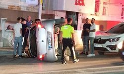 Niğde Şehir Merkezinde Otomobil Takla Attı