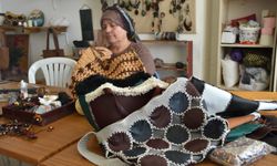 Atık Kağıtlar Kadınların Elinde Sanata Dönüşüyor