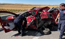 Niğde Otoyolunda Trafik Kazası : 1 Ölü, 3 Yaralı