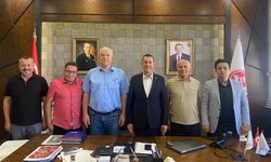 İYC'den Bor ve Altunhisar Belediye Başkanlarına Ziyaret