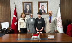 Niğdeli Öğrenciden Türkiye Üçüncülüğü Gururu